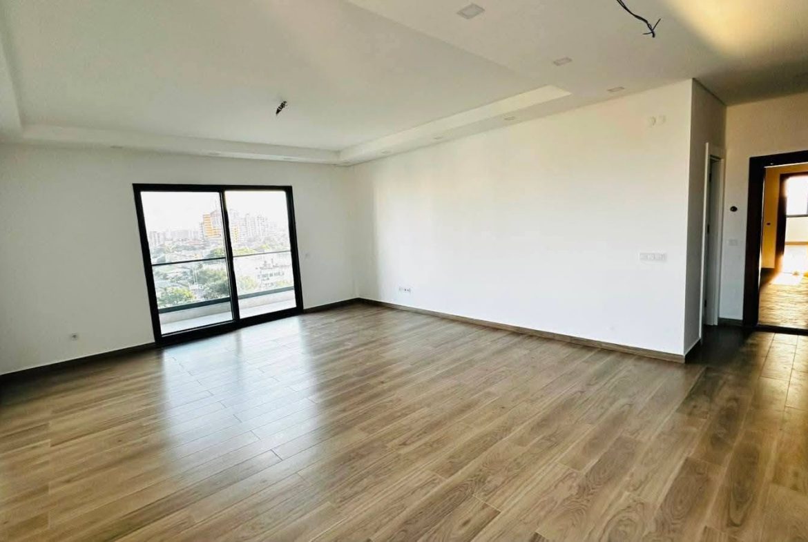 Vender: Novíssimo & Espetacular Apartamento T3 No Condomínio A flora