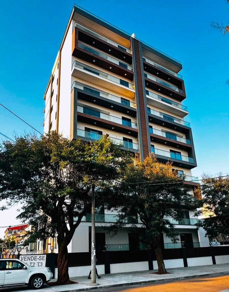 745940934_1052790400589249_3052934888267315455_n Vender: Novíssimo & Espetacular Apartamento T3 No Condomínio A flora