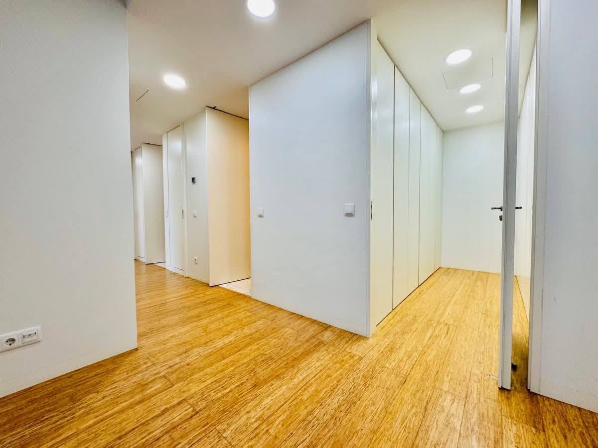 748597797_1056571396877816_6786890647253384500_n Vender: Apartamento T3 no Condomínio Platinum Residence – Polana