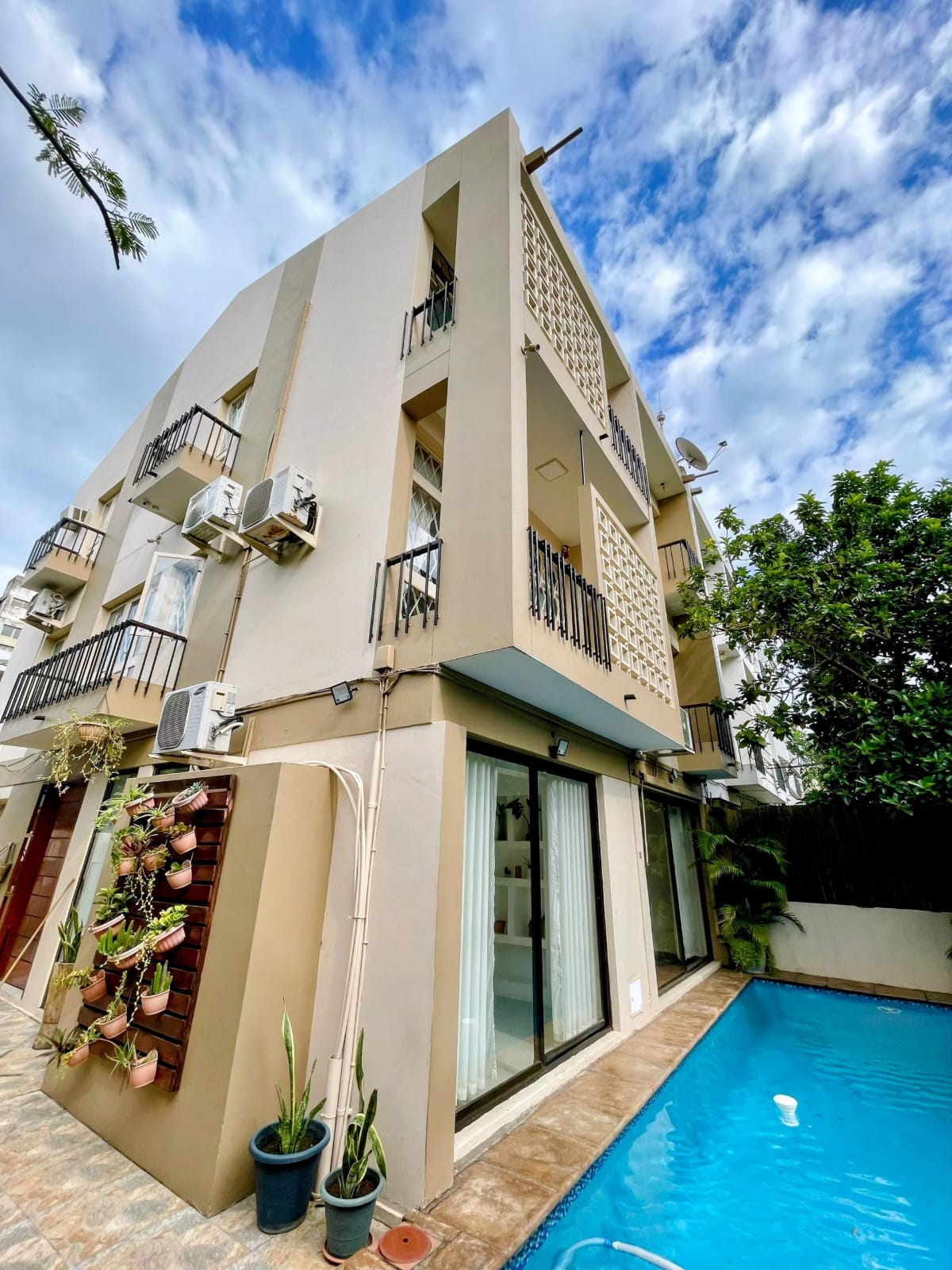 Arrendar: Moradia Triplex T4 Na Polana