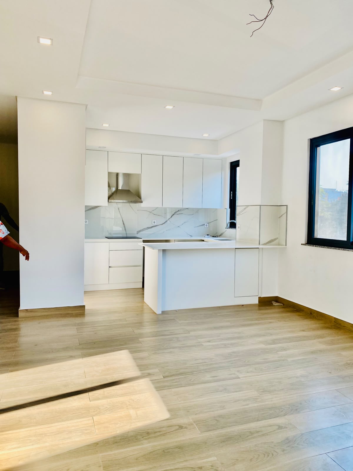 Vender: Apartamento T2 No Condomínio Flora