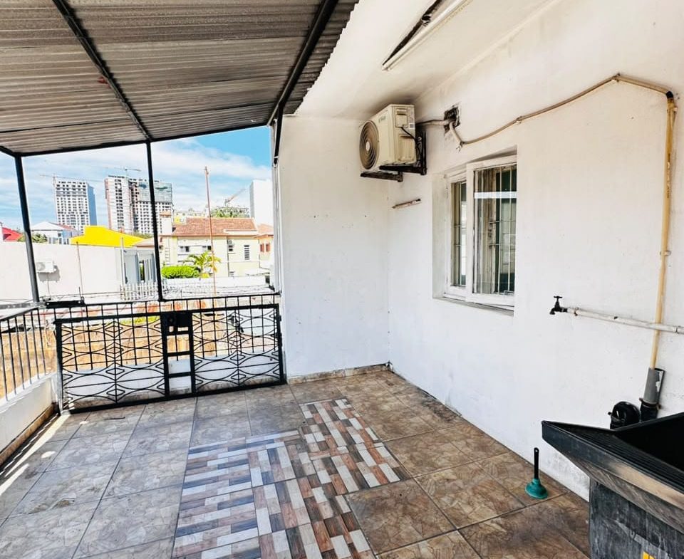 Vender: Apartamento T3 Na Polana