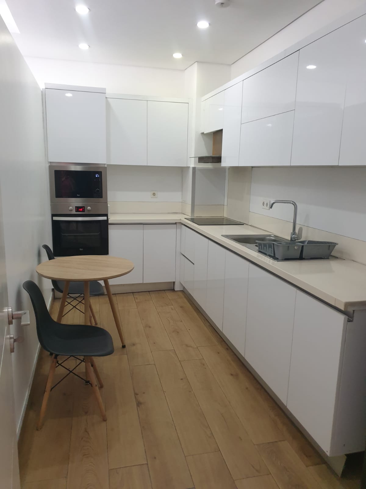 Vender: Apartamento T3 No Condomínio Umran