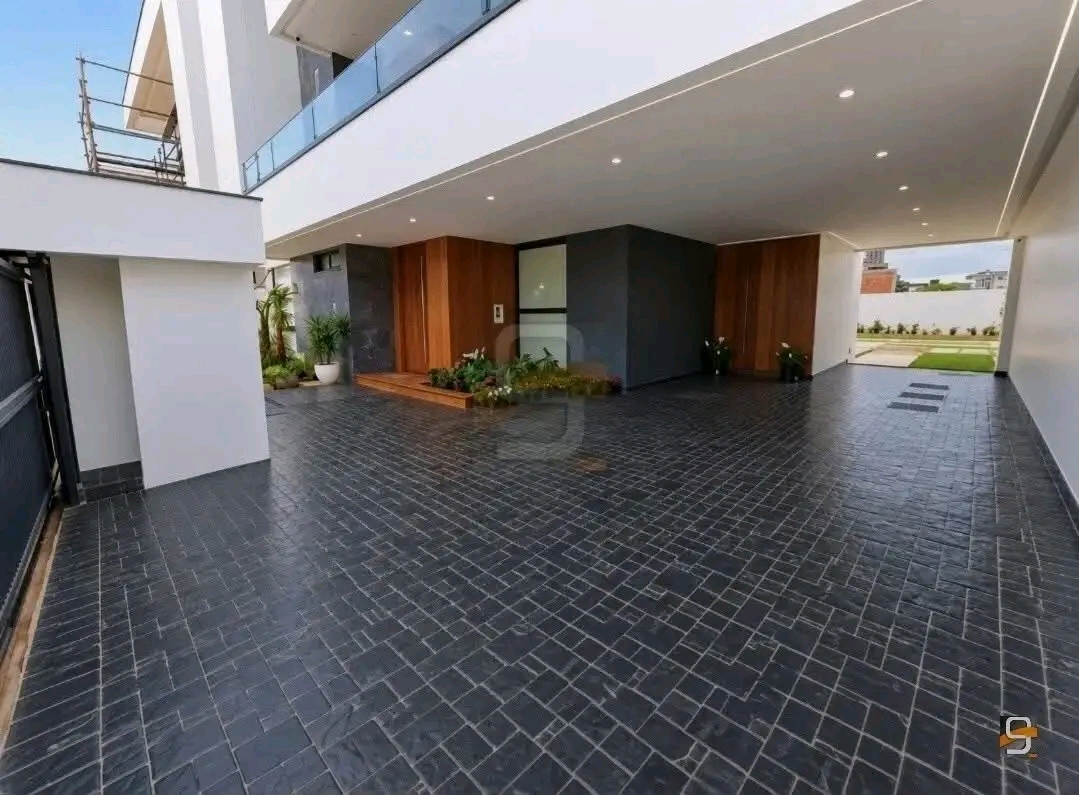 Vender: Moradia T5 No Triunfo Novo