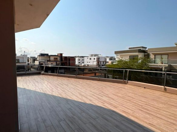Arrendar: Moradia T4 Luxuosa No Triunfo Novo