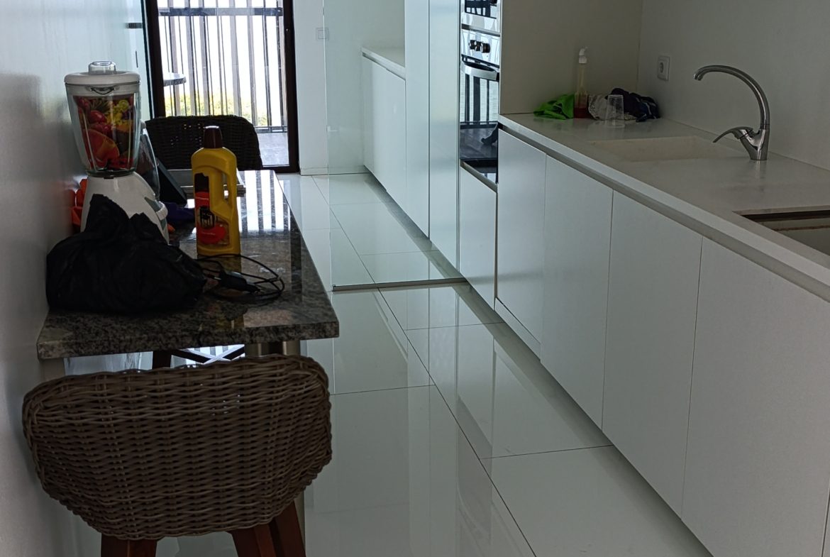 Arrendar: Apartamento T1 Mobilado No Condomínio JN130