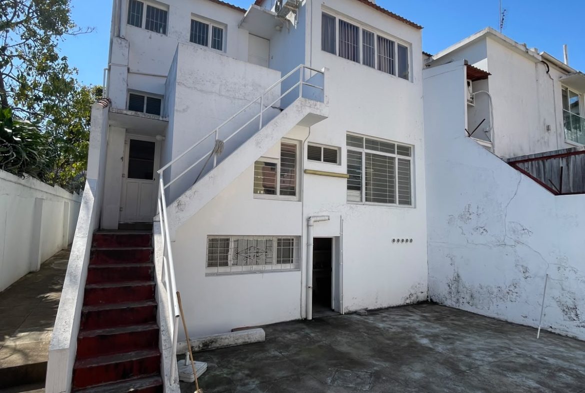 Vender: Moradia T3 Na Polana