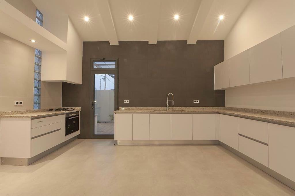 Vender: Moradia T3 Com Acabamentos Modernos Em Mapulene