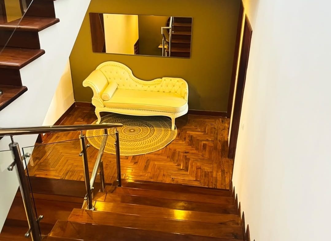 Vender: Moradia T4 No Triunfo Novo