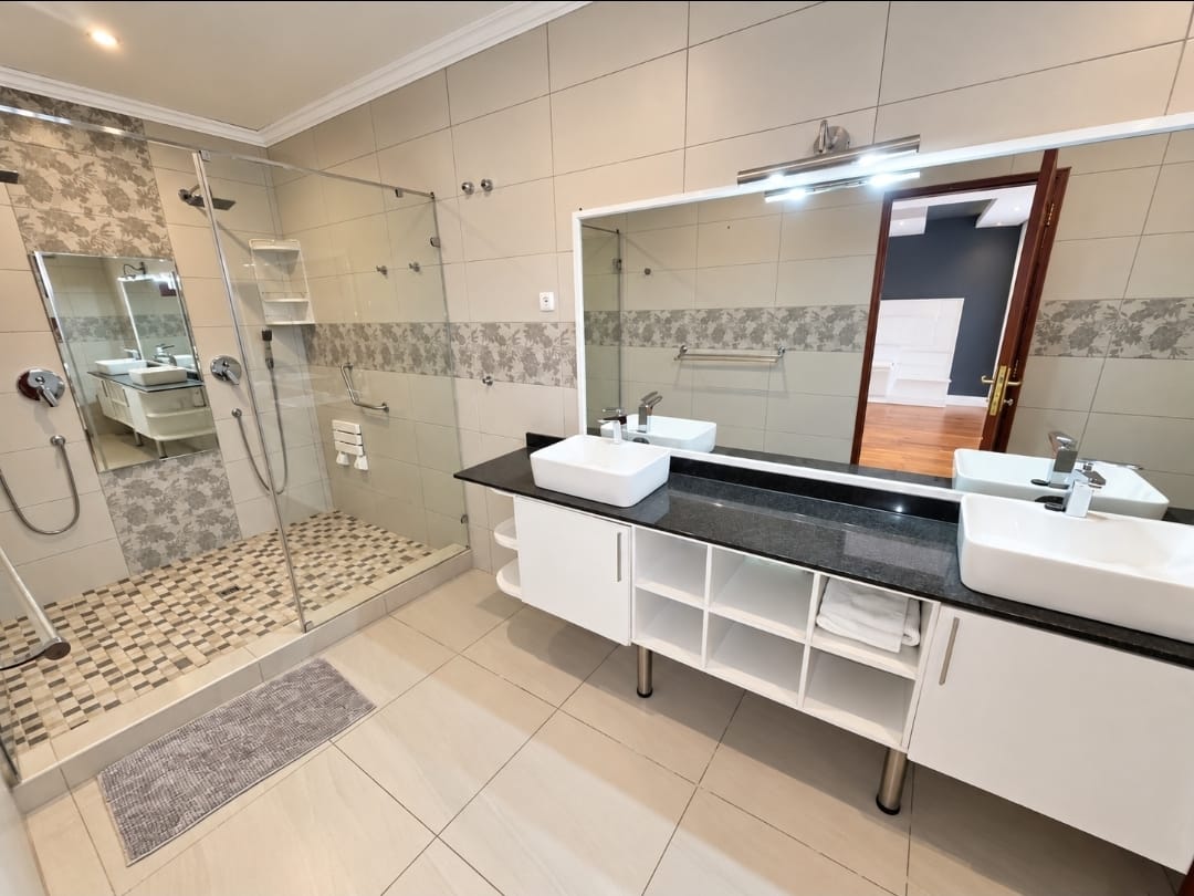 Vender: Moradia T4 No Triunfo Novo