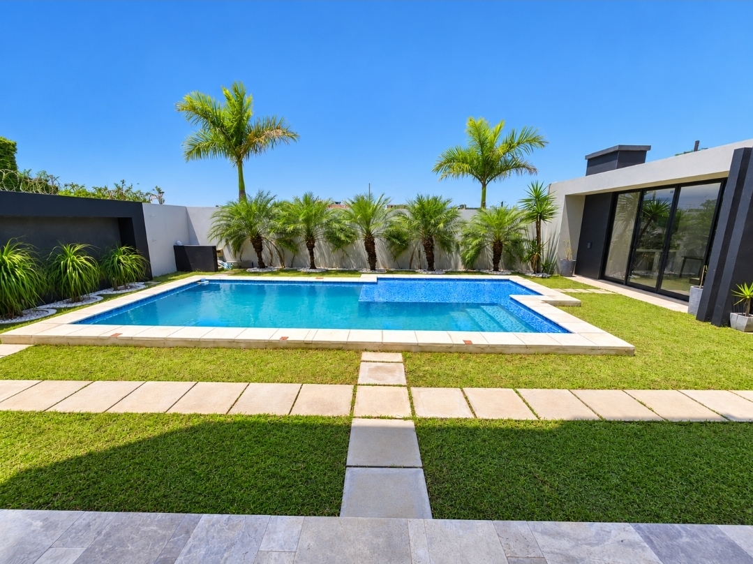 Vender: Moradia T4 Na Costa do Sol- Mapulene