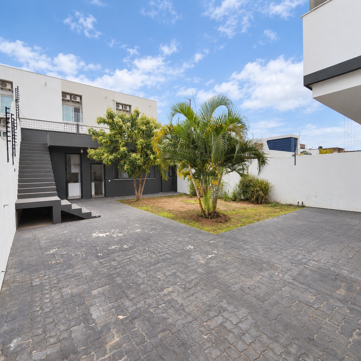 665012 Vender: Moradia T5 No Triunfo Novo