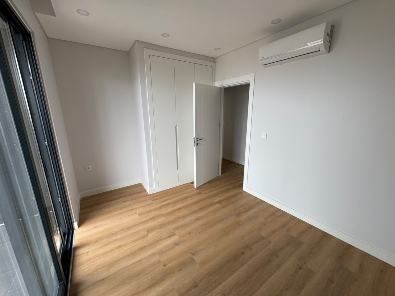 Arrendar: Apartamento T2 No Condomínio Maya